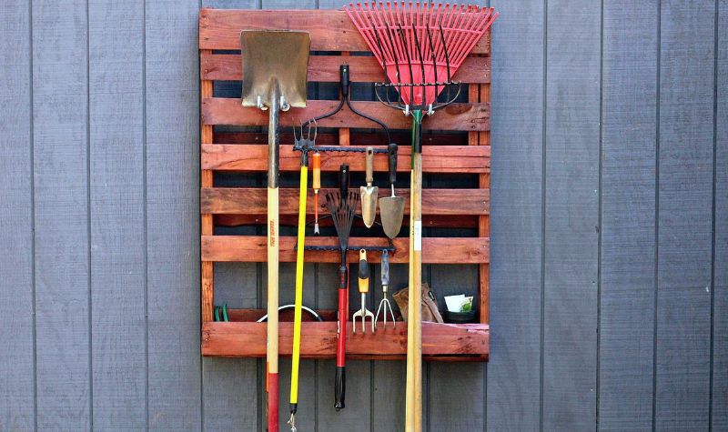 Place A Pallet - Garage Renovation Designs