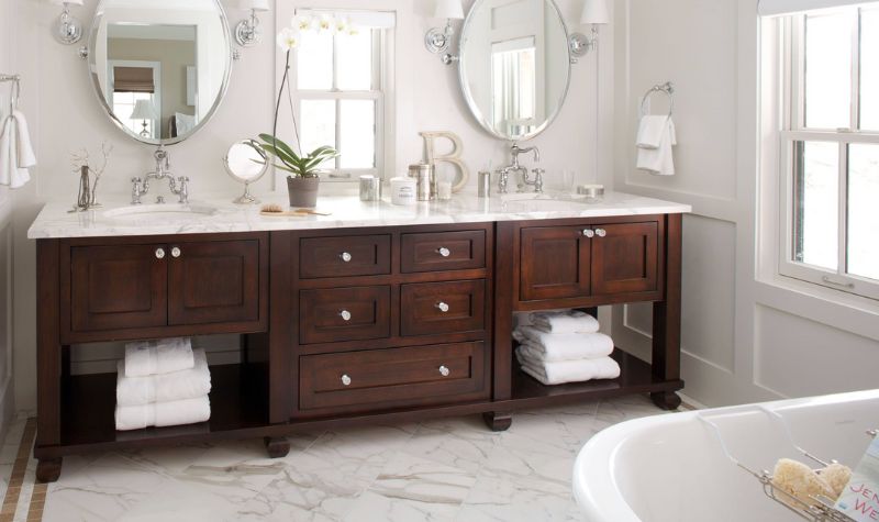 Bathroom Vanities & Cabinets