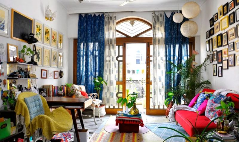 Contrasting Textures in Maximalist Interior Design