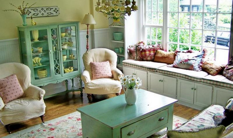 Flowers, Vases & Home Tools